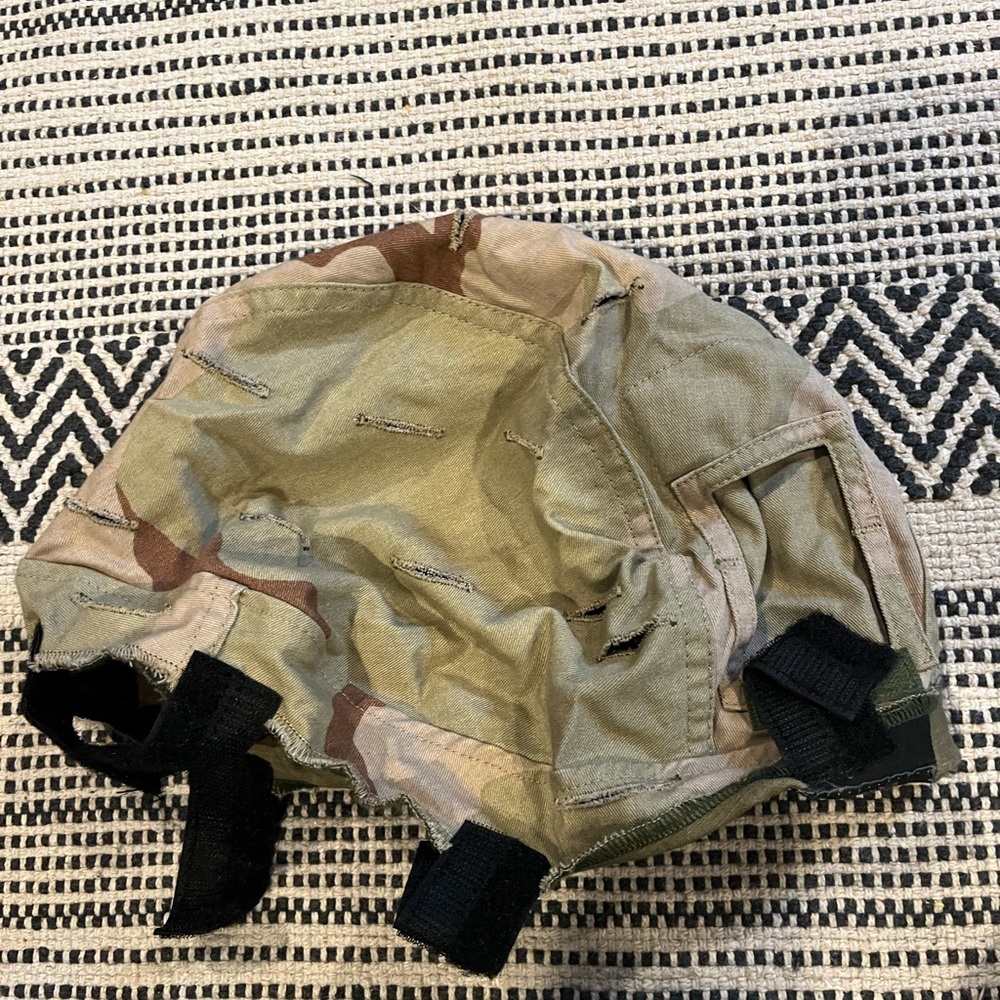 Vintage ACH/MICH 2000 Helmet Cover M81/DCU - Picture 2 of 4